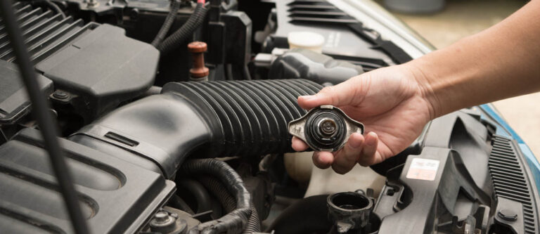 The Most Important Causes of Car Engine Overheating (radiator cap)